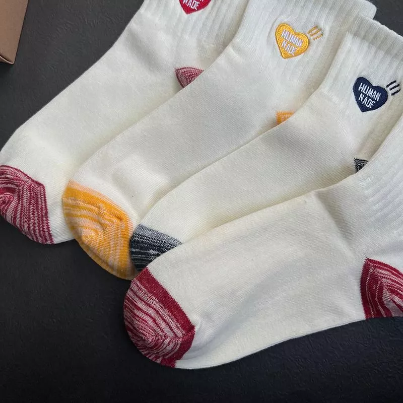 Socks Women's Fashion Stitching Love Letter Embroidered Cotton Medium Stocks Kawaii Woman Outer Stocks Funny Gifts 3Pic/Box Socks Women's Fashion Stitching Love Letter Embroidered Cotton Medium Stocks Kawaii Woman Outer Stocks Funny Gifts 3Pic/Box